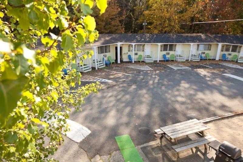 בר הרבור Robbins Motel מראה חיצוני תמונה