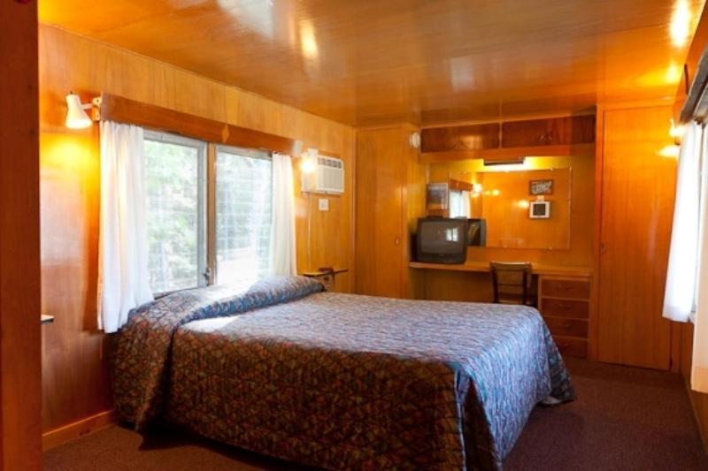 בר הרבור Robbins Motel מראה חיצוני תמונה